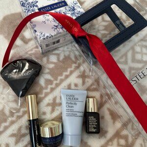 Estee Lauder mini gift set + powder puff